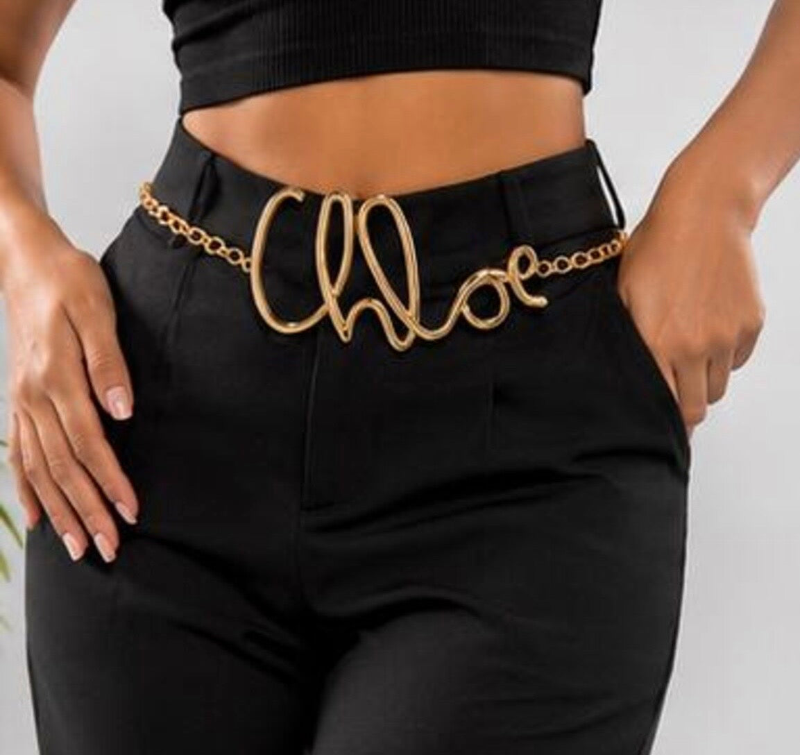 Ceinture chaîne dorée motif love