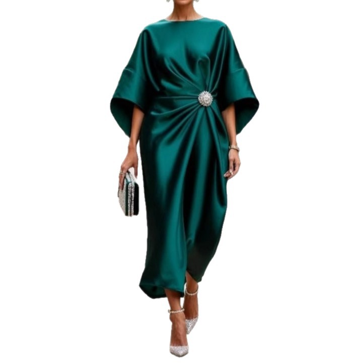 Robe élégante en satin