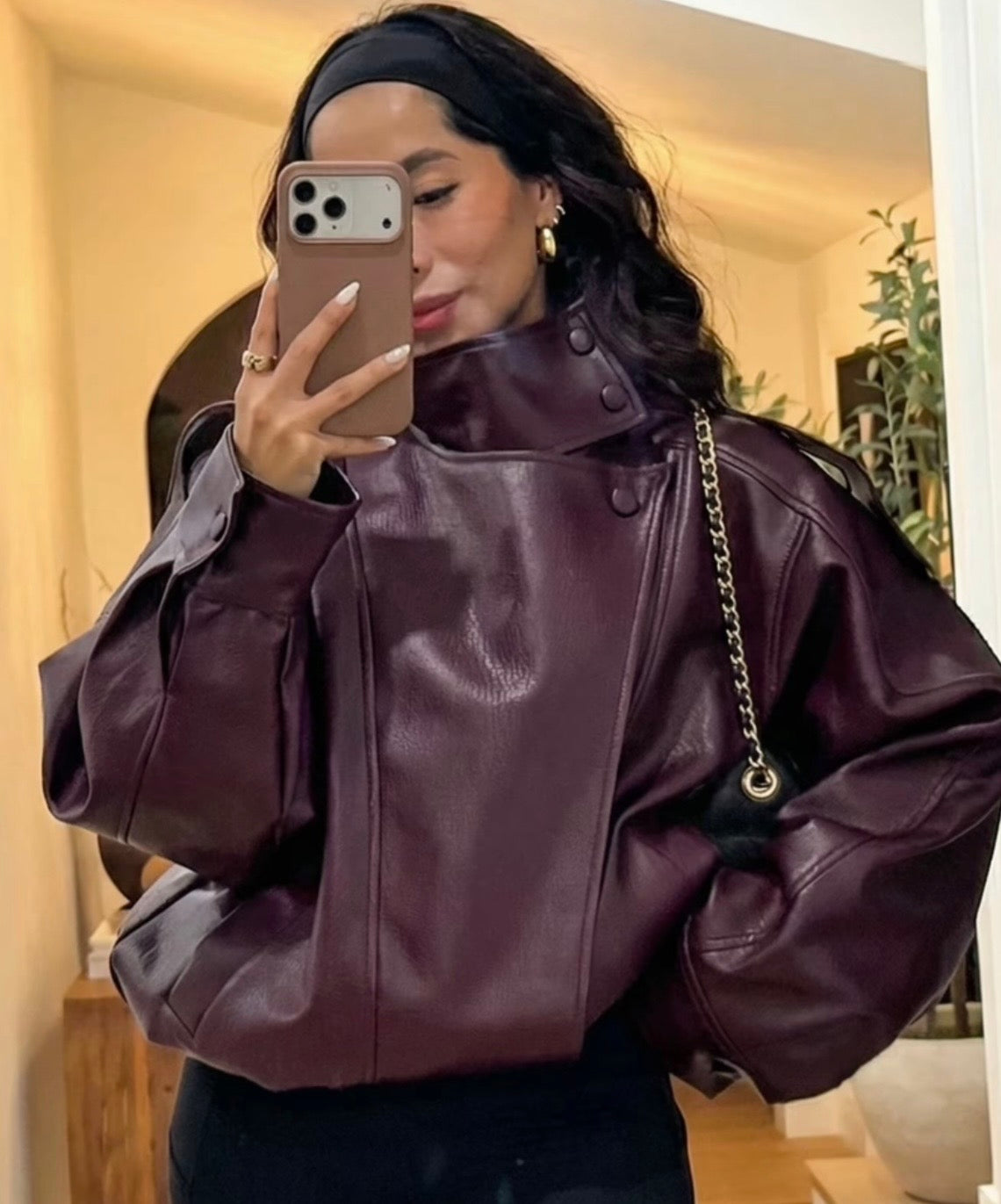 Veste en simili cuir pour femme avec un col montant